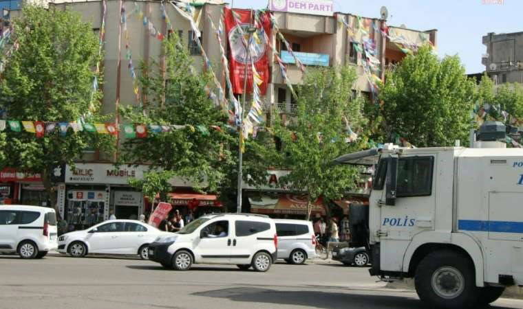 DEM Parti Batman İl Başkanlığı'na operasyon: İl başkanı gözaltına alındı