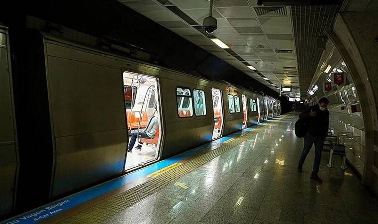 İstanbul'da M2 metro hattında intihar girişimi: Taksim istasyonu kapatıldı