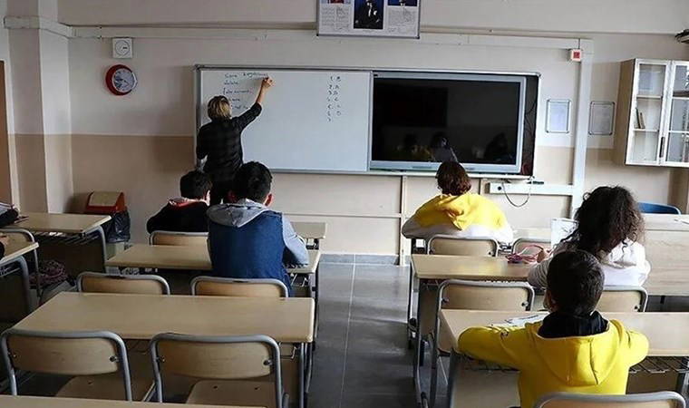 Yeni müfredatta skandallar bitmiyor: Savunma sanayinin 'yerli ve milli ürünleri' 6. sınıf Din Kültürü ve Ahlak Bilgisi müfredat taslağına girdi