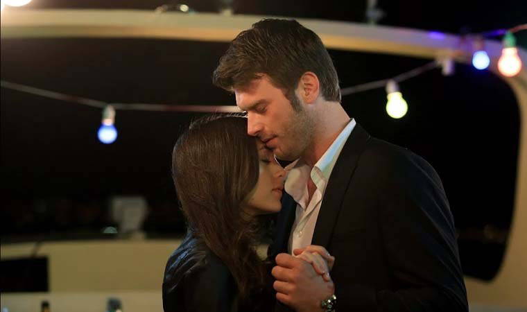 Sevdiğinde tüm kalbiye seven 4 burç: Bu burçlar bütün ruhunu sevdiğine veriyor