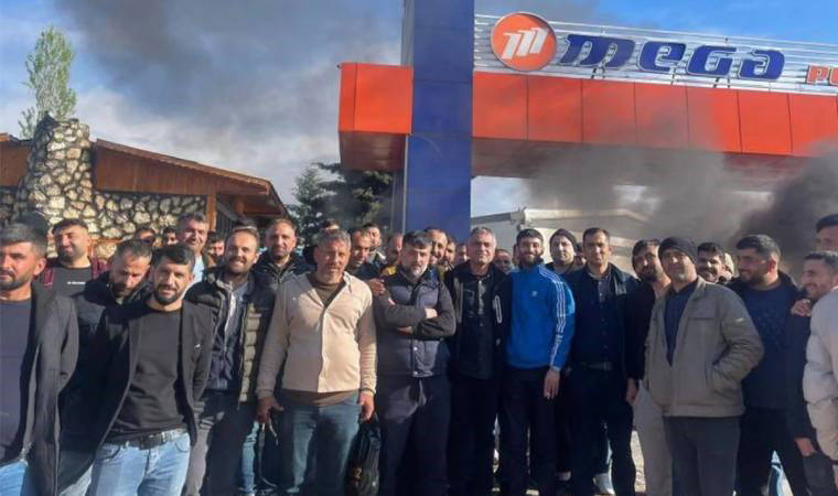Emekçilerin direniş çadırı yakıldı