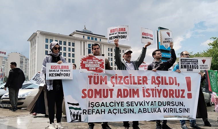 AKP Genel Merkezi önünde protesto