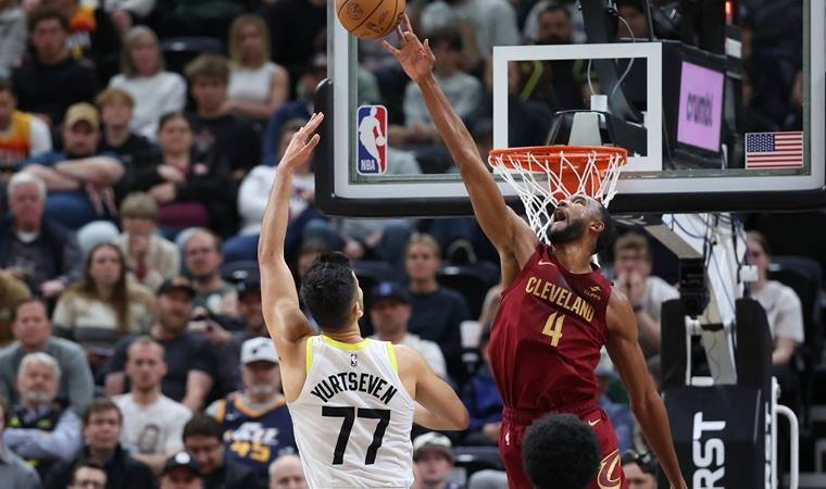 NBA'de Ömer Faruk Yurtseven'in çabası Utah Jazz'a yetmedi!