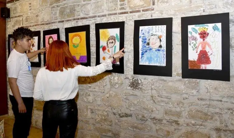 Kuşadası Belediyesi’nden ‘Özel’ sergi