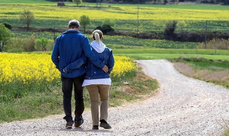 Araştırma: Ömrü 3 yıl uzatmak için haftada kaç adım gerekli?