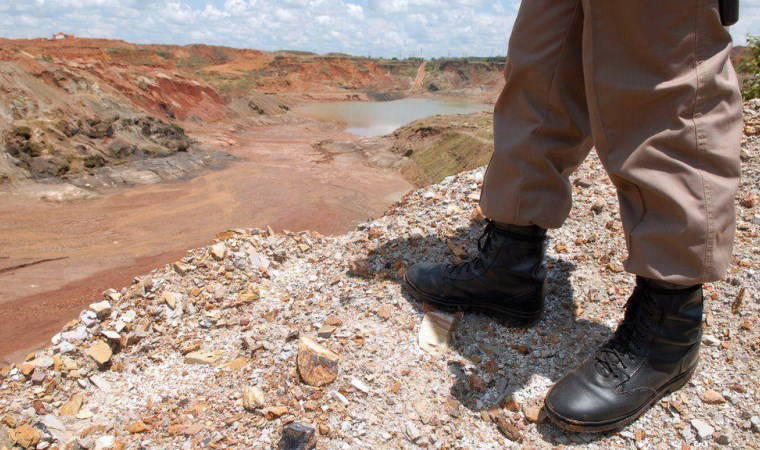 Kritik mineraller: Çin'in dünya çapında madenlerden büyük paylar alması gerilimi nasıl artırdı?