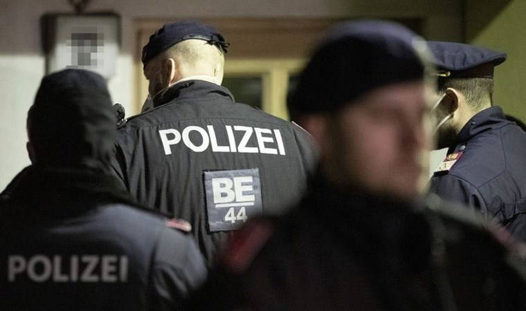 Alman Polis Teşkilatı'nda 'Nazi' alarmı: Yüzlerce memur soruşturma altında!