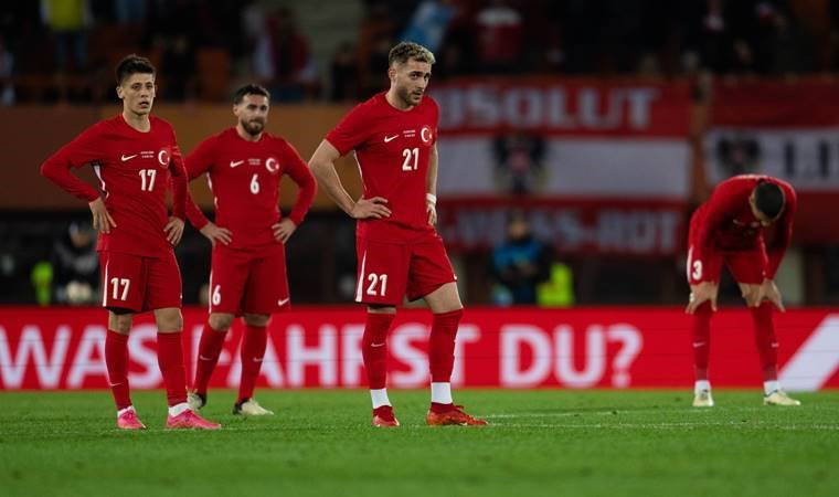 Dünya sıralaması yenilendi: FIFA'dan Türkiye'ye kötü haber!