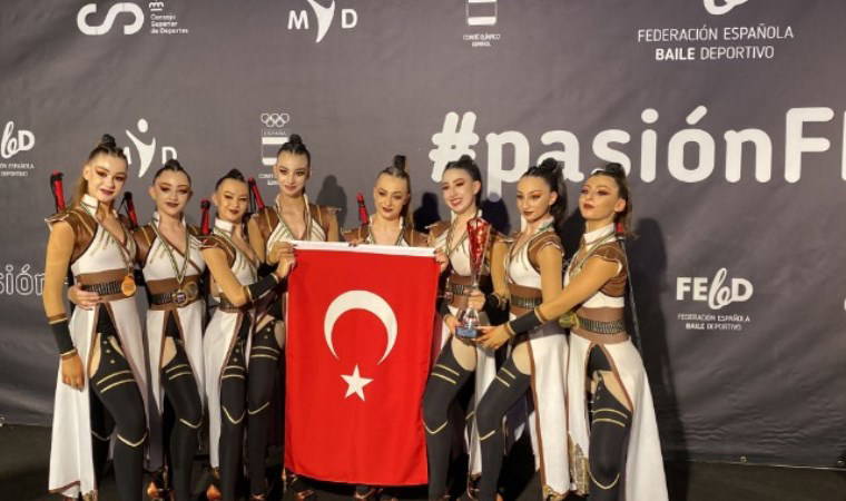 Dünya Dans Şampiyonası’nda tarihi başarı