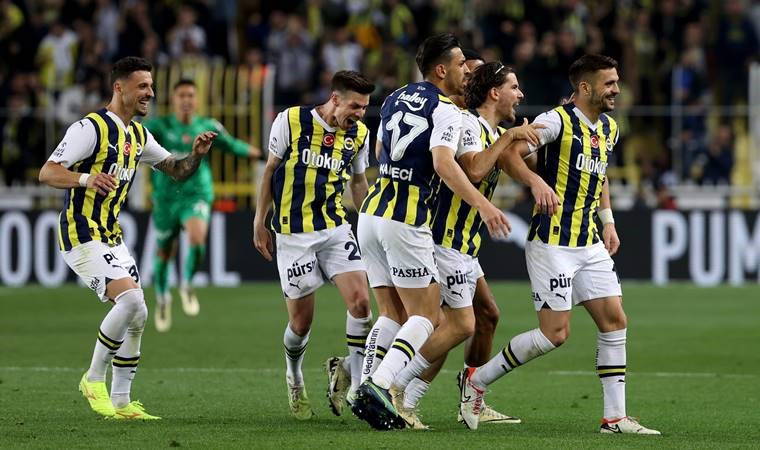 Fenerbahçe, Galatasaray'ın rekorunu kırdı