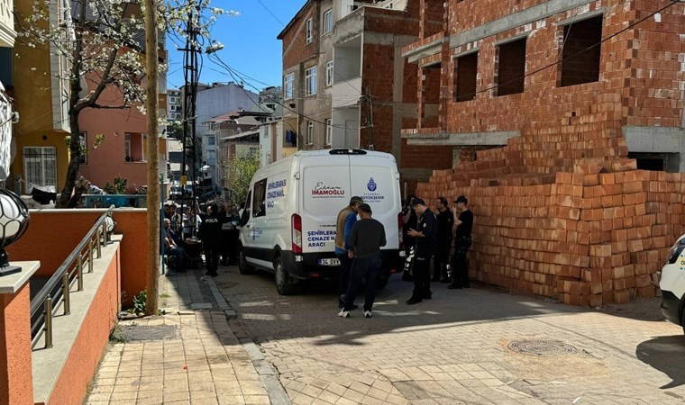 İstanbul'da aile katliamı... Anne ile ağabey öldü, baba ile kız kardeş yaralandı!