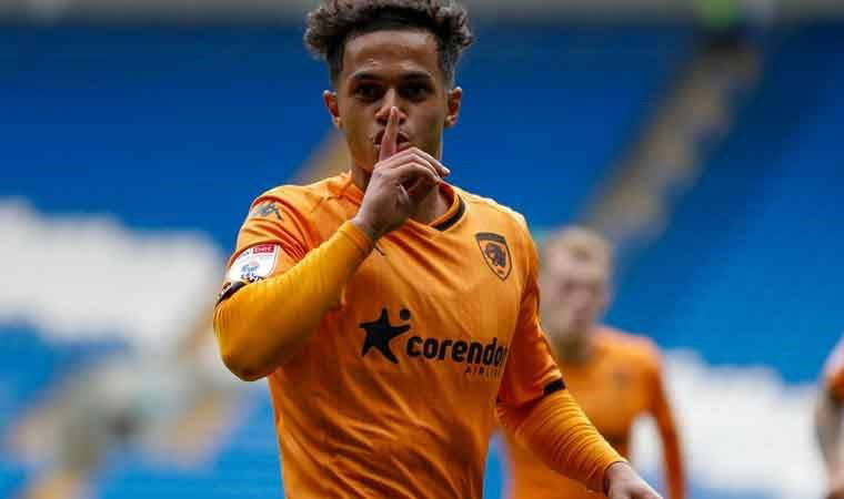 Hull City, Erol Bulutlu Cardiff'i 3 golle üzdü!