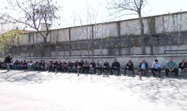 AKP'li Altındağ Belediye Başkanı 'ayağının tozuyla' geldi: İşçileri bir SMS ile işten çıkardı!