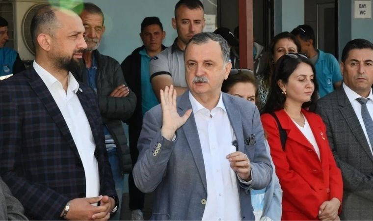 Yunusemre Belediye Başkanı Balaban’dan işçilere 1 Mayıs ikramiyesi