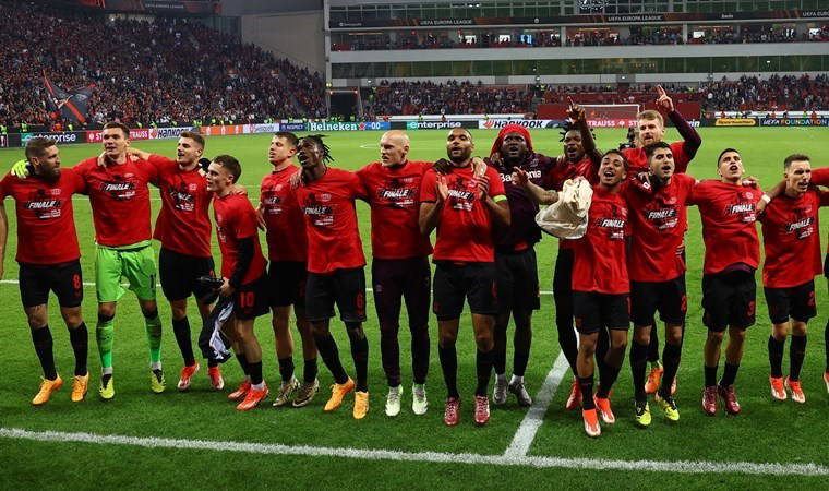 Bayer Leverkusen, 59 yıllık rekoru kırarak finale yükseldi!