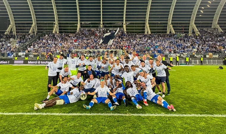 Fransa Ligue 1'e yükselen ilk takım belli oldu!