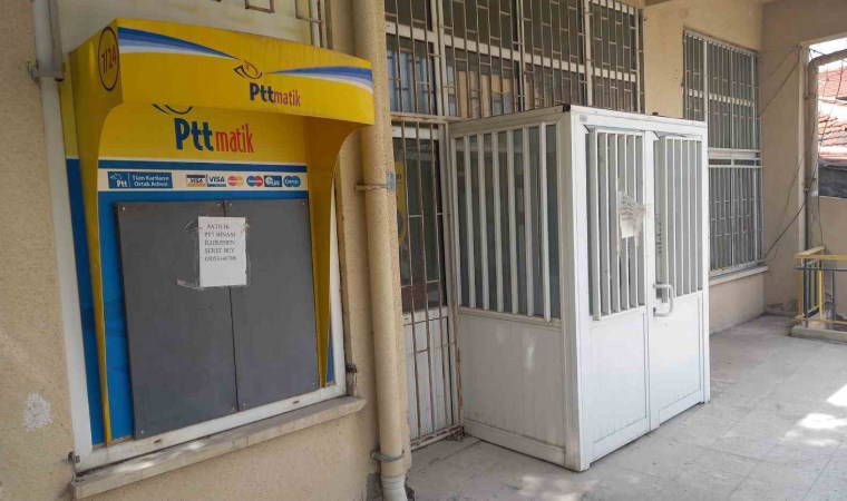 Depreme dayanıksız diye boşaltıldı... PTT binasını satışa çıkardılar!