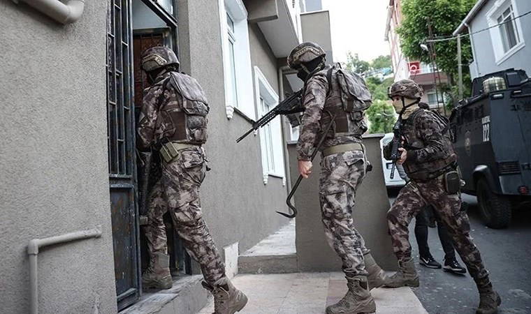 Kocaeli'de silahlı suç örgütüne operasyon: 29 gözaltı