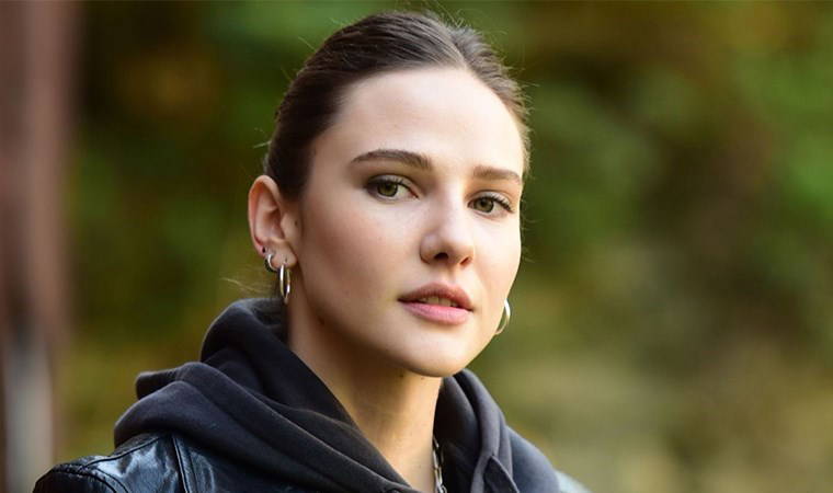 Galatasaray taraftarlarını sinirlendirmişti, Alina Boz'dan açıklama