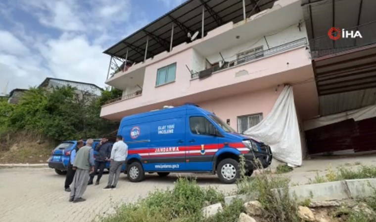 Anneler Günü'nde dehşet: Cinnet geçirdi, 9 yaşındaki çocuğunu öldürdü