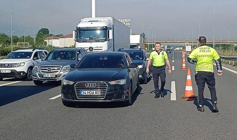 Anadolu Otoyolu'nun Düzce-Kaynaşlı arası 5 gün trafiğe kapalı