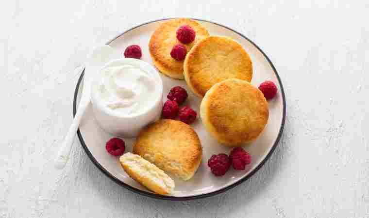 Rus mutfağından enfes bir lezzet: Sırniki (syrniki)