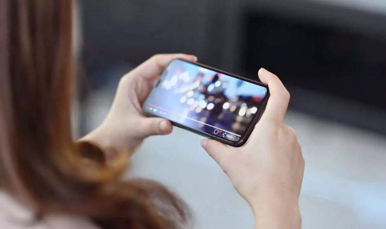 Dünyanın günlük ortalama ekran süresi açıklandı: Gözlerinize inanamayacaksınız!