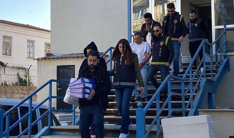 Kadınları şantajla fuhuşa zorlayan 5 şüpheli tutuklandı