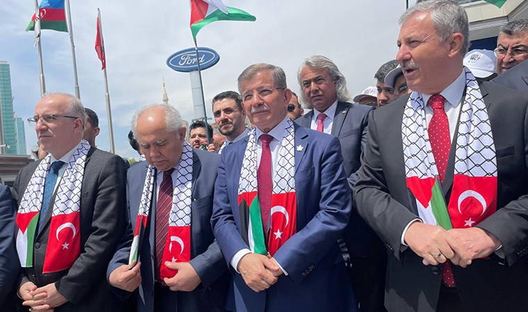 Davutoğlu: Ankara'da soykırımcı diplomatlar istemiyoruz