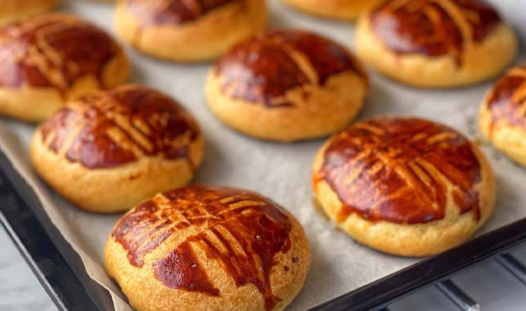 Şefleri bile kıskandıracaksınız: Pastane poğaçası tarifi