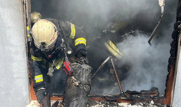 Binada yangın dehşeti: 7 yaşındaki çocuk hayatını kaybetti