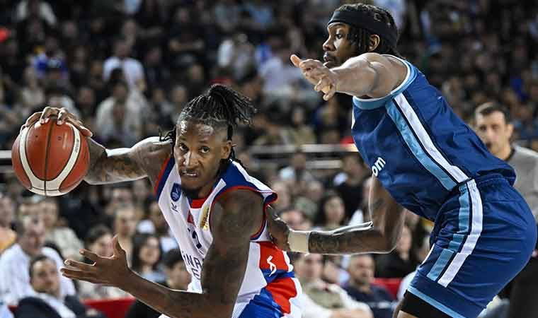 Anadolu Efes yarı finale yükseldi!