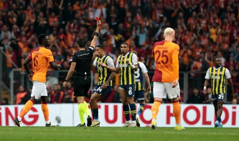 Dev derbide kırmızı kart: Son 3 maçta...