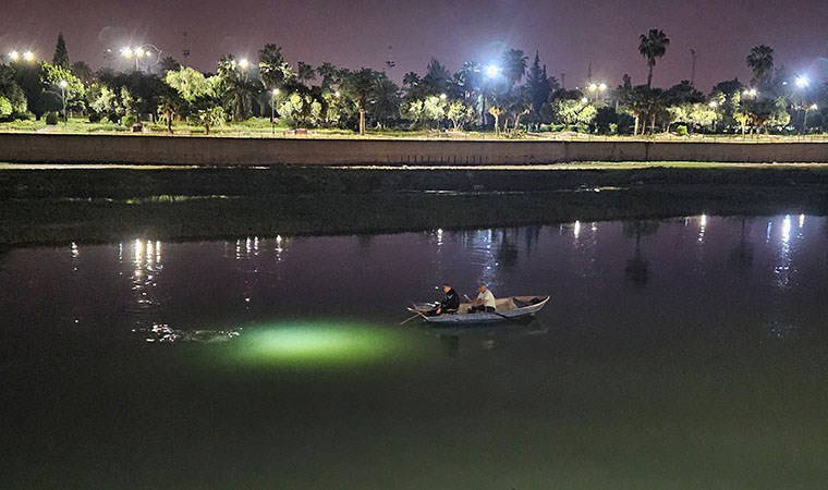 Seyhan Nehri'ne atlayıp kaybolduğu iddia edilen kişi aranıyor