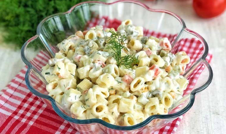 Aperatif lezzet: Makarna salatası tarifi