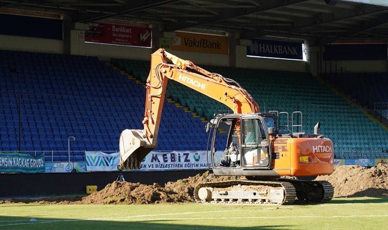 Çaykur Didi Stadı'nın zemini yenileniyor