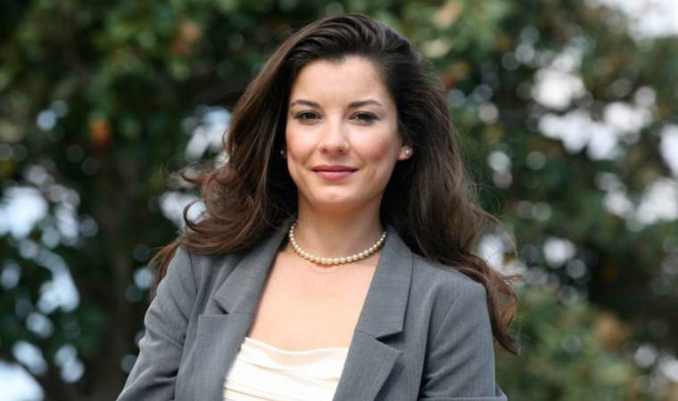 İrem Altuğ merakla beklenen dizi 'Şehrazad'ın kadrosunda