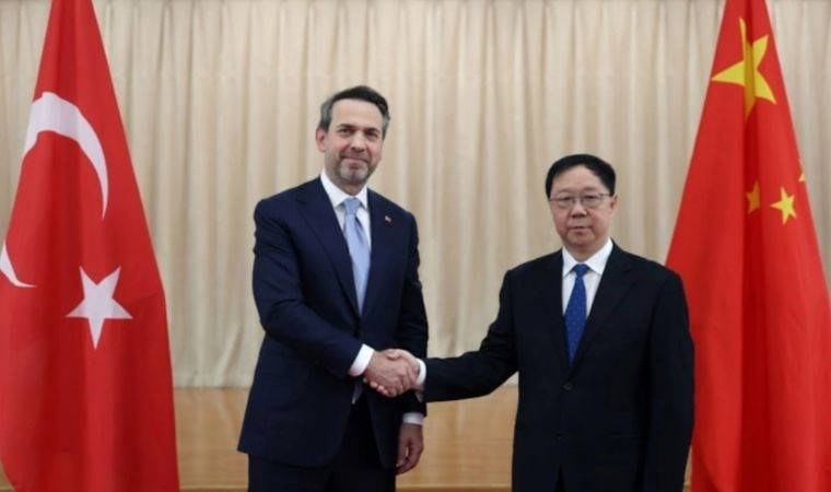 Enerji Bakanı Bayraktar Çin'i ziyaret etti