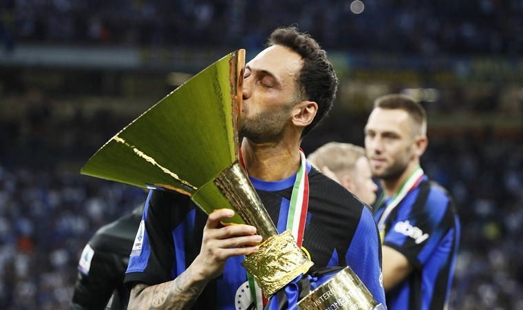 İtalya'da Hakan Çalhanoğlu'na büyük onur!