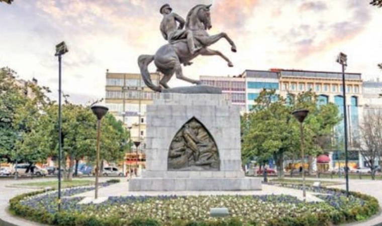 Samsun’daki Onur Anıtı bakanlığın Kültür Yolu Festival afişinde yer bulamadı: Simge anıt yok sayıldı