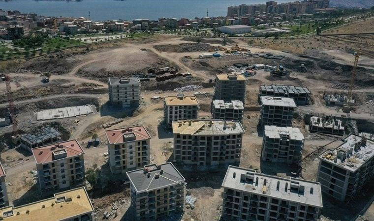 İzmirli depremzedelerden TOKİ’ye konut tepkisi: