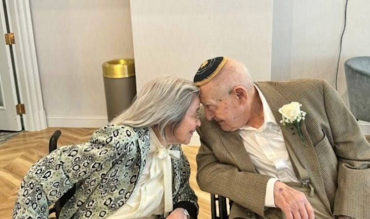 Bakım evinde evlenen çiftten 