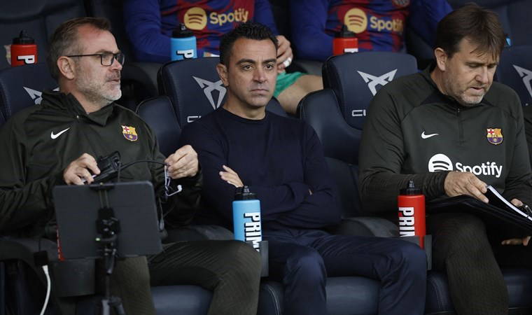 Barcelona'da Xavi gelişmesi: Resmen açıklandı...