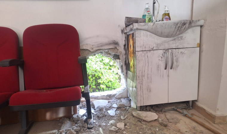 Duvarı delip kuyumcudan 3 milyonluk vurgun yaptılar