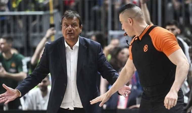 Ergin Ataman: 'Bir Türk spor adamı finalde, mutlu olan çok Türk var'