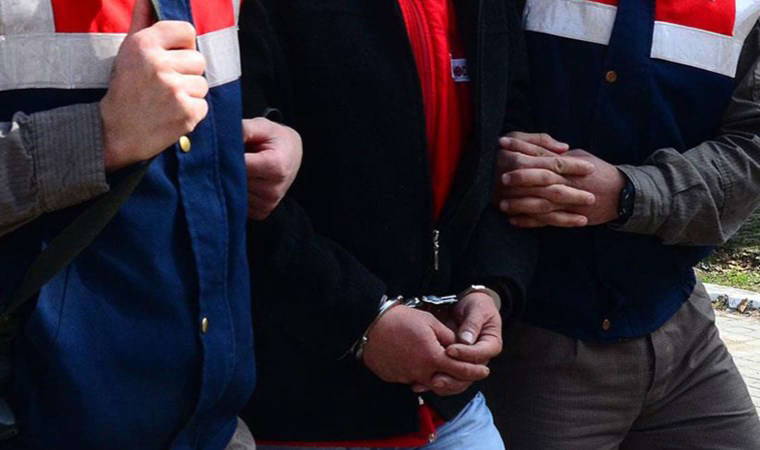 Son Dakika... Bakan Ali Yerlikaya duyurdu... 9 ilde 'Mahzen-49' operasyonu: 30 şüpheli yakalandı!
