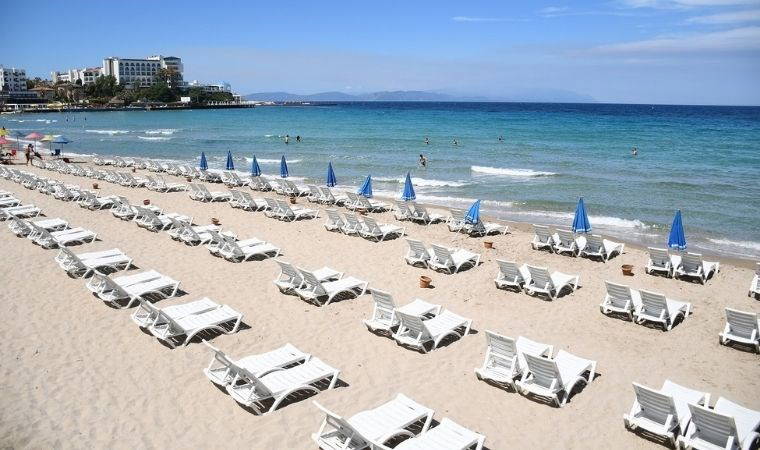 Başkan Günel: Kuşadası plajlarını halka geri veriyoruz