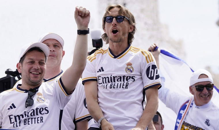 Luka Modric'ten sözleşme açıklaması!