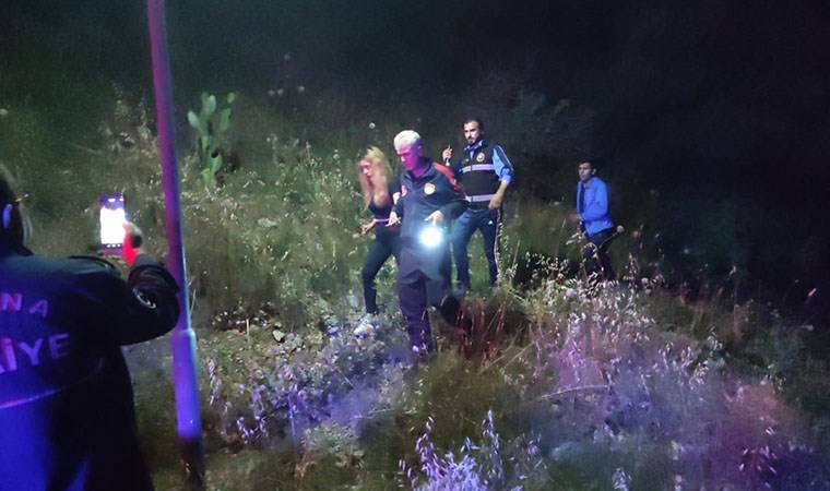 Kozan Kalesi'nde mahsur kalan kadını itfaiye kurtardı