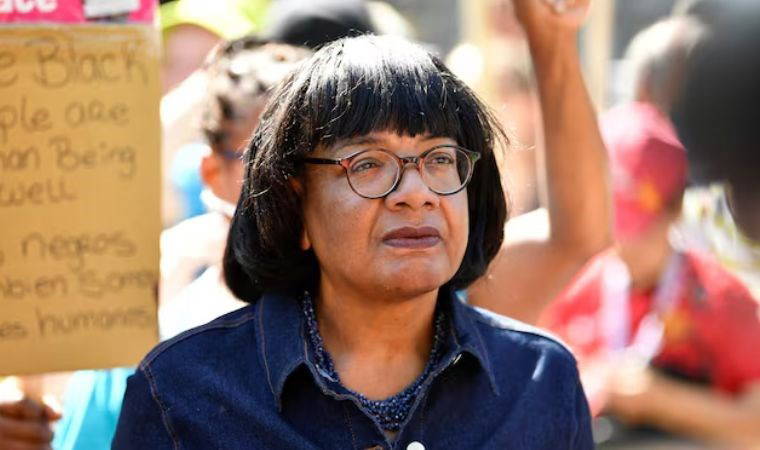 Birleşik Krallık'ın ilk siyah kadın milletvekili, İşçi Partisi adaylığından men edildi